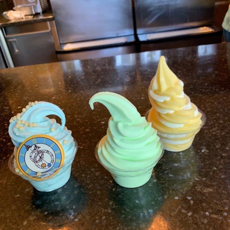 Have you tried the new Dole Whips and Dole Whip Nachos at Disney World?